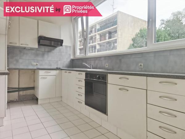 Tourcoing Secteur Ma Campagne, Appartement de type 2 de 64.43 avec cave et place de parking...m2