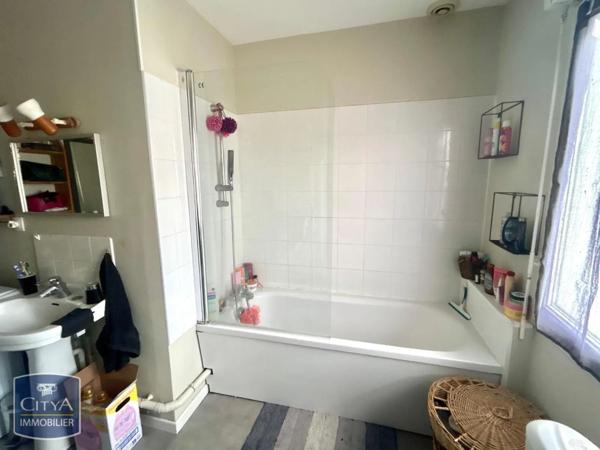 Maison à louer 5 pièces 82.42m²