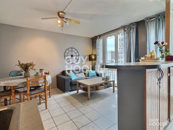 3 PIÈCES LUMINEUX EN TRÈS BON ÉTAT