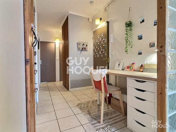 3 PIÈCES LUMINEUX EN TRÈS BON ÉTAT