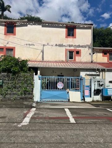 À vendre Maison T3 avec fort potentiel, Texaco Bas-de-Bellevue, FORT DE FRANCE (972)