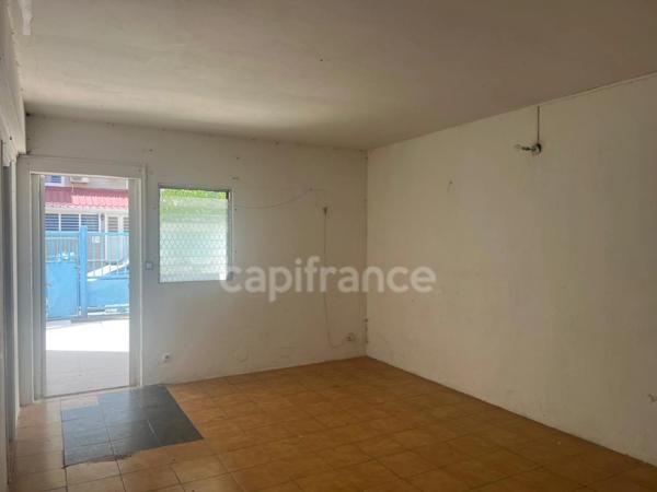 À vendre Maison T3 avec fort potentiel, Texaco Bas-de-Bellevue, FORT DE FRANCE (972)