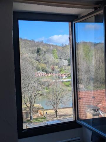Commerce à vendre 24 pièces de 1 800 m²