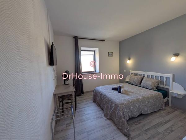 Commerce à vendre 24 pièces de 1 800 m²