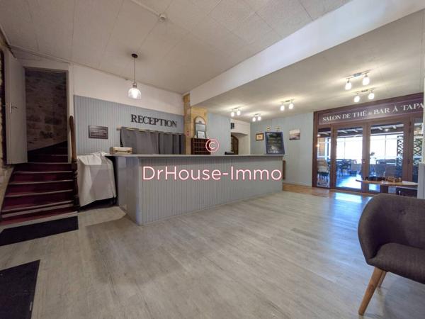 Commerce à vendre 24 pièces de 1 800 m²