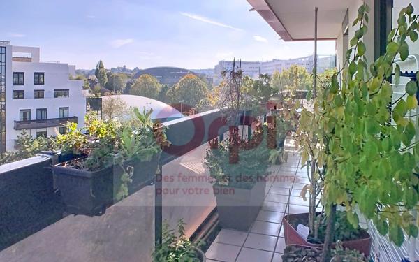 Appartement à vendre    3 pièces • 72 m2 Issy-les-Moulineaux