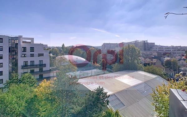 Appartement à vendre    3 pièces • 72 m2 Issy-les-Moulineaux