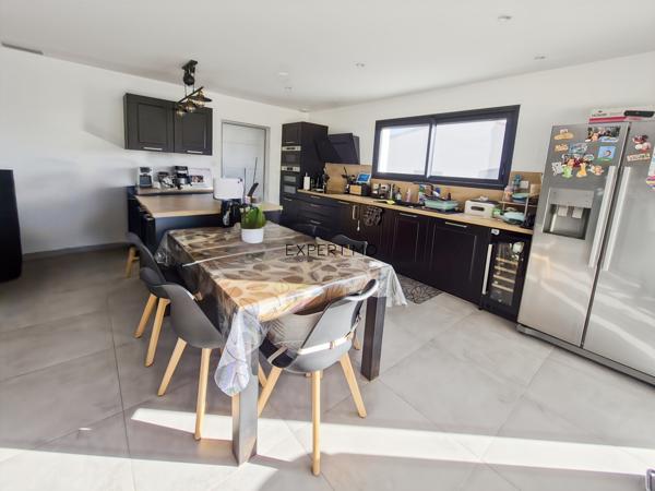 Narbonne (11100) VILLA AVEC VUE IMPRENABLE