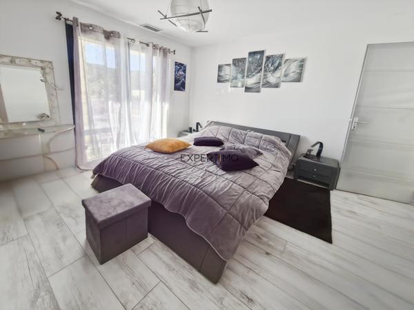 Narbonne (11100) VILLA AVEC VUE IMPRENABLE