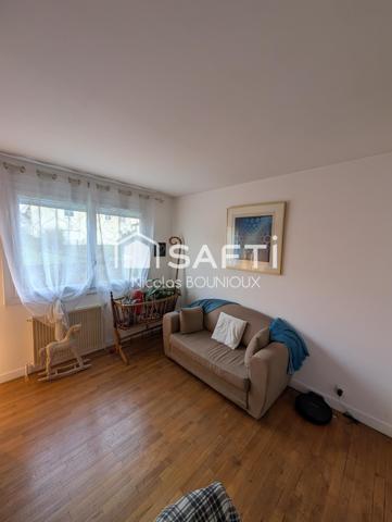 Maison familiale avec vue panoramique – Véranda – Jardin arboré – Garage