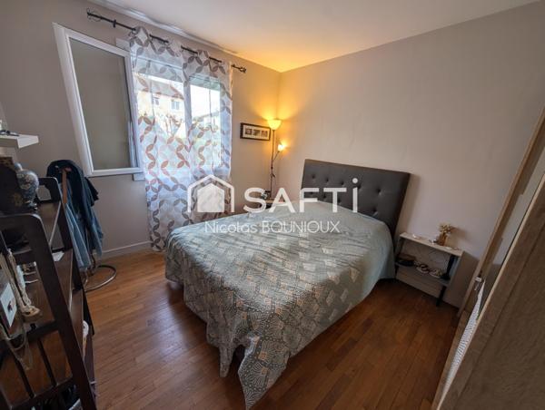 Maison familiale avec vue panoramique – Véranda – Jardin arboré – Garage