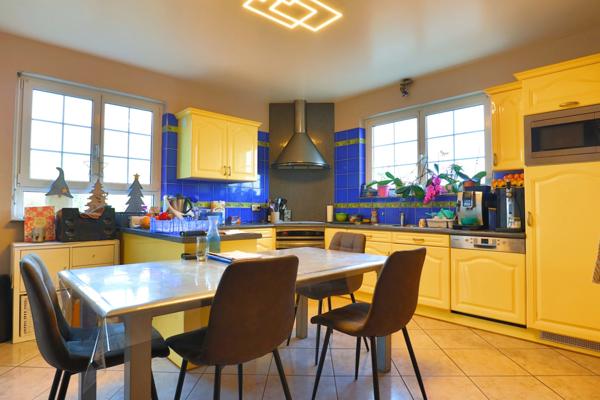 EXCLUSIF Proche de Strasbourg propriété agricole.