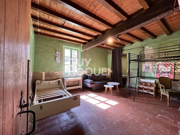 Ferme et dépendances à rénover