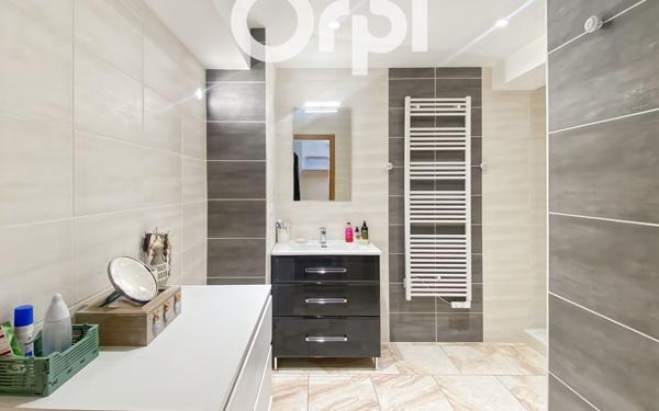 Appartement à vendre    5 pièces •  Lachelle