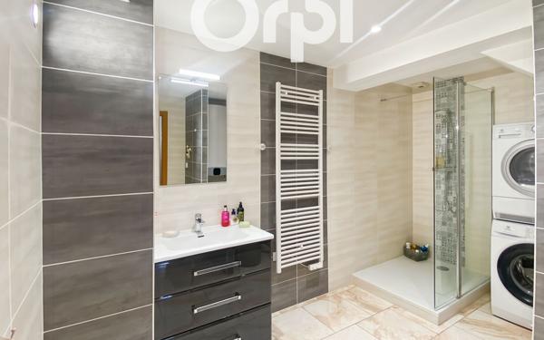 Appartement à vendre    5 pièces •  Lachelle