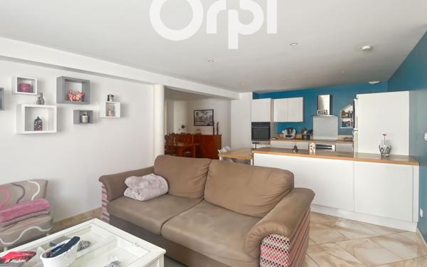 Appartement à vendre    5 pièces •  Lachelle