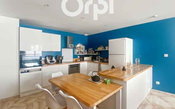 Appartement à vendre    5 pièces •  Lachelle