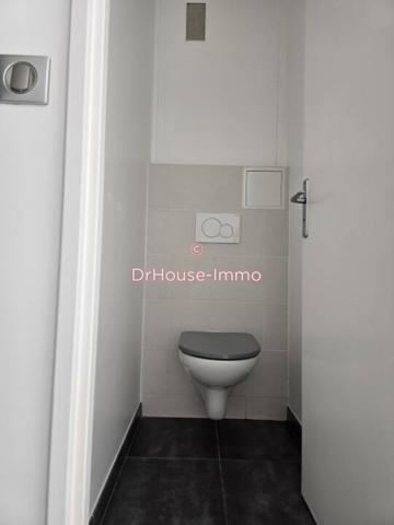 Appartement à louer 3 pièces de 73 m²