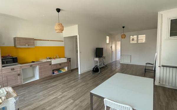 Appartement à vendre    3 pièces • 66 m2 Bordeaux