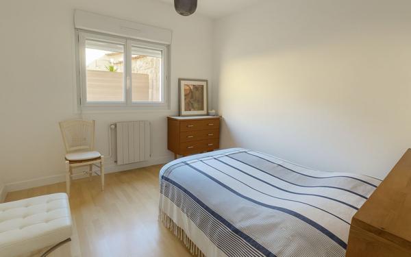 Appartement à vendre    3 pièces • 66 m2 Bordeaux