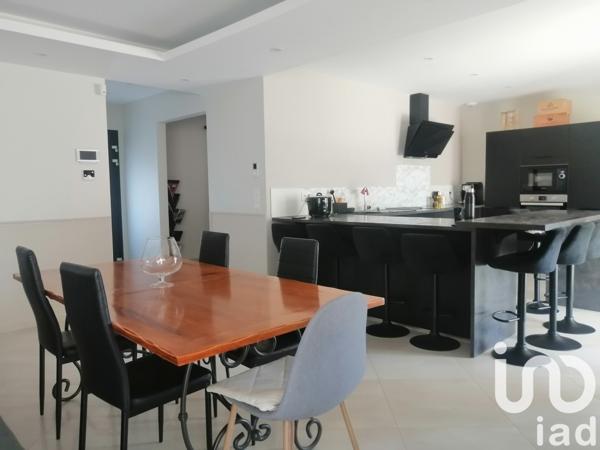Maison à vendre 6 pièces 141 m² Sorgues