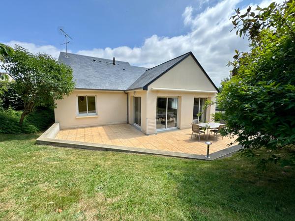 Pavillon 3 chambres sur terrain de 1594m2