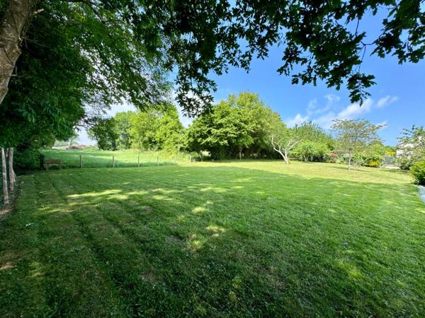 Pavillon 3 chambres sur terrain de 1594m2