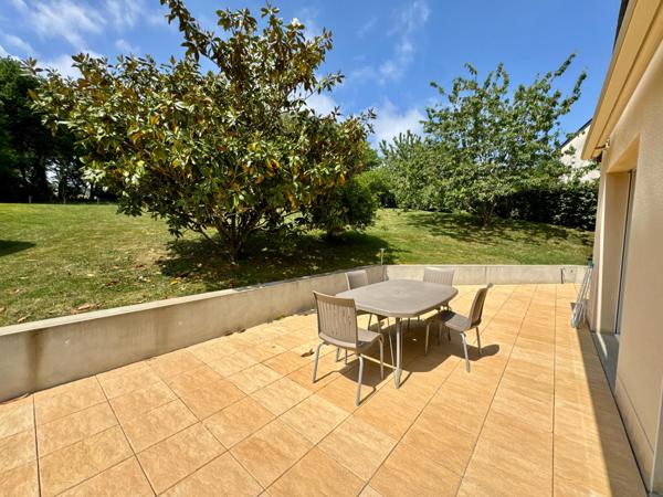 Pavillon 3 chambres sur terrain de 1594m2