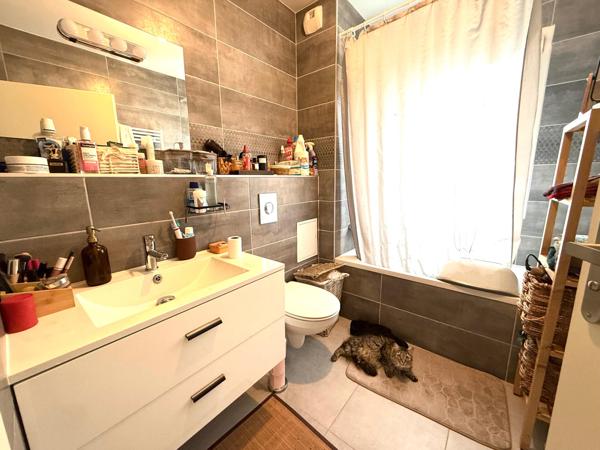 Immeuble récent de rapport