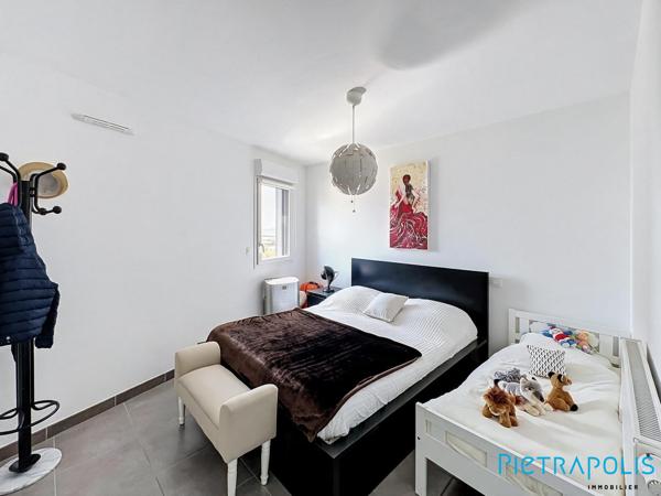 EXCLUSIVITÉ - SÈTE - LES SALINS : Appartement T4 vue étang, loggia, double garage