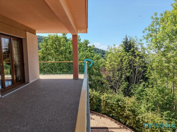 Maison d'architecte de 150 m² avec sous-sol complet et garage double