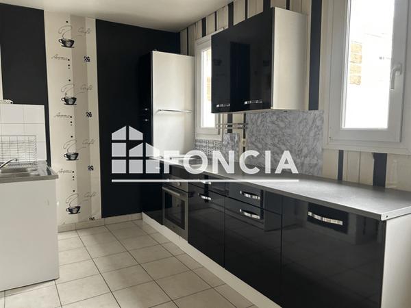 Location Appartement 3 pièces 79.93 m² - DE ROUBAIX / 1-3 AVENUE DE MUY Lille 59000