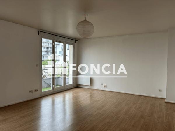 Location Appartement 3 pièces 79.93 m² - DE ROUBAIX / 1-3 AVENUE DE MUY Lille 59000