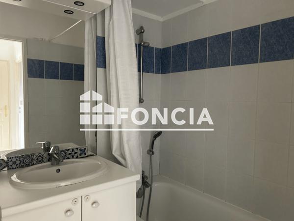 Location Appartement 3 pièces 79.93 m² - DE ROUBAIX / 1-3 AVENUE DE MUY Lille 59000