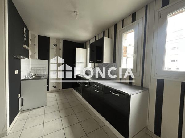 Location Appartement 3 pièces 79.93 m² - DE ROUBAIX / 1-3 AVENUE DE MUY Lille 59000
