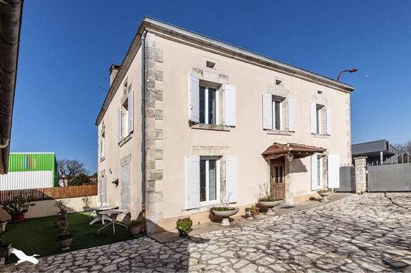Maison à vendre |  Villetoureix |  6 pièces | 177 m²