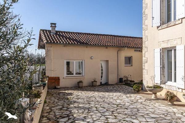 Maison à vendre |  Villetoureix |  6 pièces | 177 m²