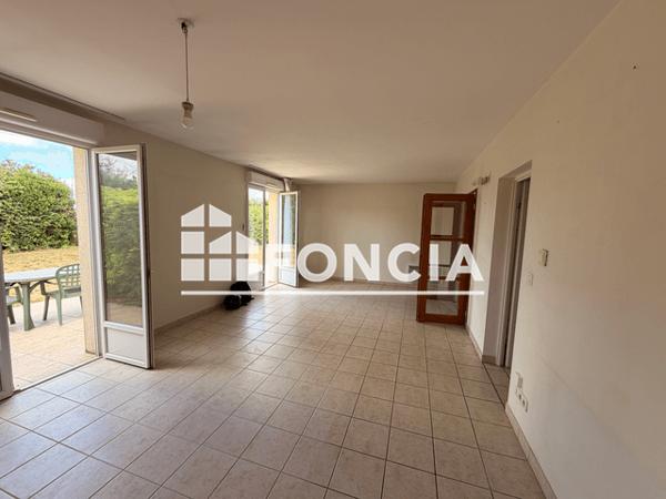 Location Maison 5 pièces 144 m² - Camon 80450