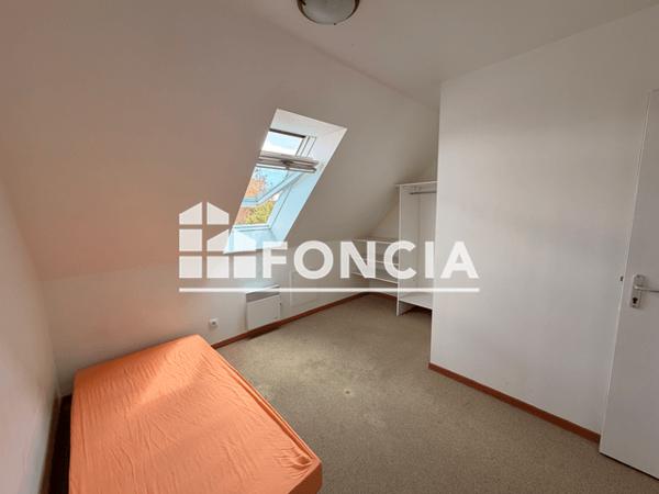 Location Maison 5 pièces 144 m² - Camon 80450
