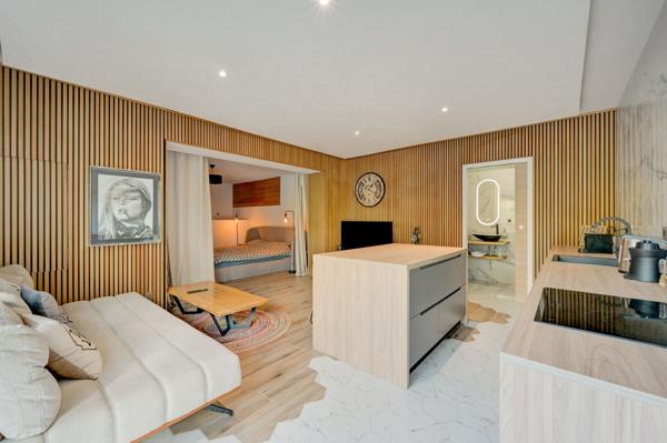 Vente Maison de luxe Cassis 8 Pièces 246 m²