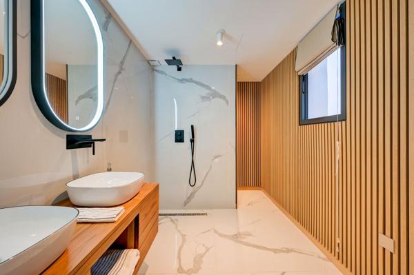 Vente Maison de luxe Cassis 8 Pièces 246 m²