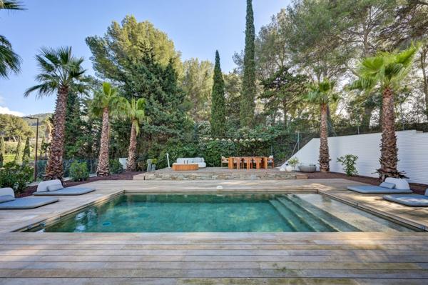 Vente Maison de luxe Cassis 8 Pièces 246 m²