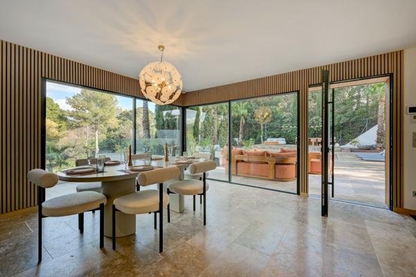 Vente Maison de luxe Cassis 8 Pièces 246 m²