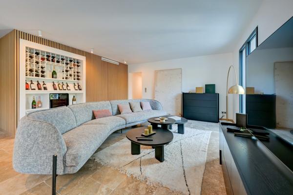 Vente Maison de luxe Cassis 8 Pièces 246 m²