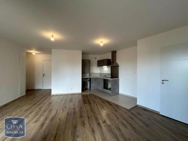 Appartement à louer 4 pièces 73.2m² Luisant (28600)