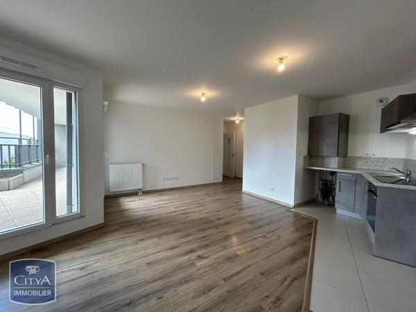 Appartement à louer 4 pièces 73.2m² Luisant (28600)
