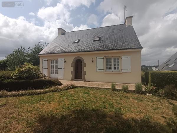 Maison à vendre à Pontivy dans le Morbihan (56300), ref : 56061-879