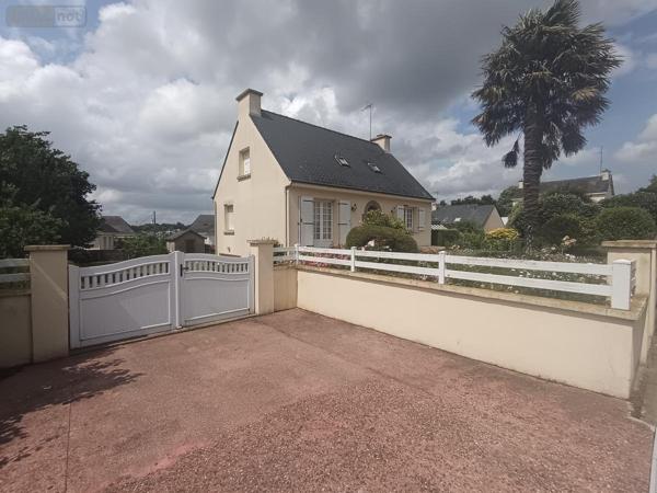 Maison à vendre à Pontivy dans le Morbihan (56300), ref : 56061-879