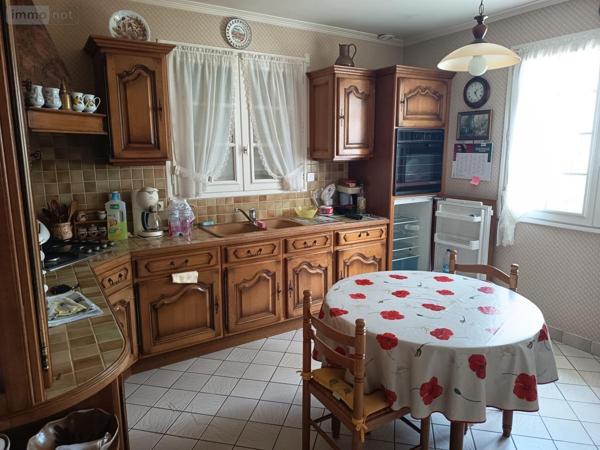 Maison à vendre à Pontivy dans le Morbihan (56300), ref : 56061-879
