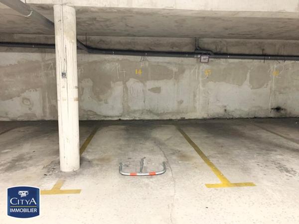 Parking à louer Tours (37000)